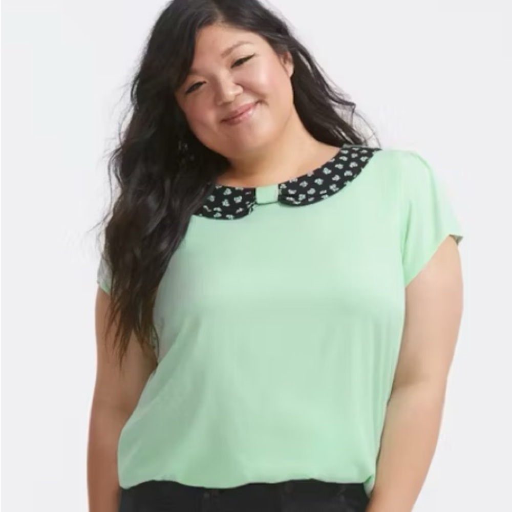 Torrid x Hello Kitty Peter Pan Collar Top